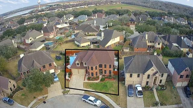 4311 Green Tree Court, Pasadena, TX 77505