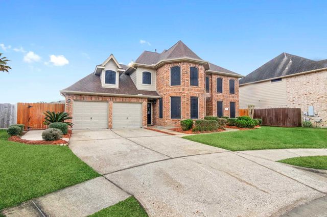 4311 Green Tree Court, Pasadena, TX 77505