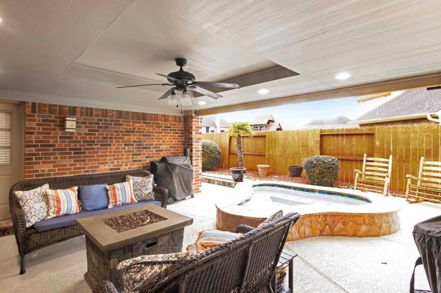 4311 Green Tree Court, Pasadena, TX 77505