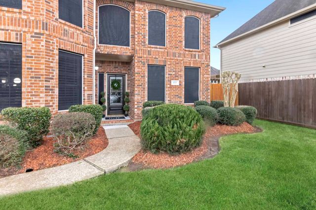 4311 Green Tree Court, Pasadena, TX 77505