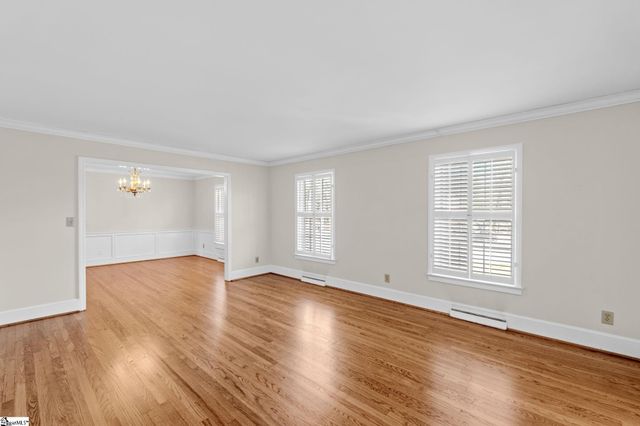 2 Woodfern Circle, Greenville, SC 29615