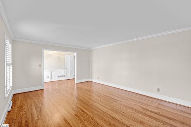 2 Woodfern Circle, Greenville, SC 29615