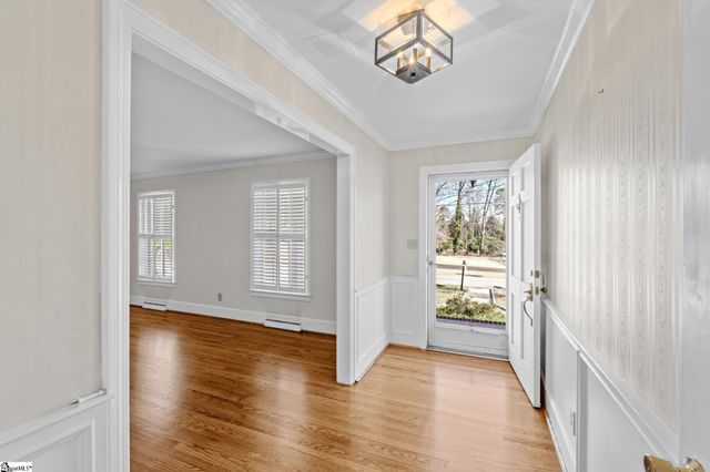 2 Woodfern Circle, Greenville, SC 29615