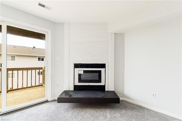 1600 E Ocean View Ave Apt H, Norfolk, VA 23503