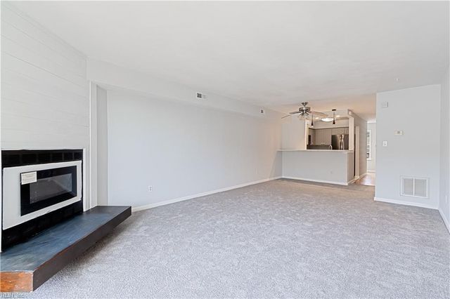 1600 E Ocean View Ave Apt H, Norfolk, VA 23503