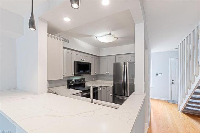 1600 E Ocean View Ave Apt H, Norfolk, VA 23503
