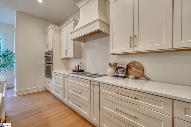 2040 Ivy Cottage Path, Boiling Springs, SC 29316