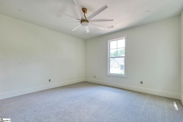 2040 Ivy Cottage Path, Boiling Springs, SC 29316