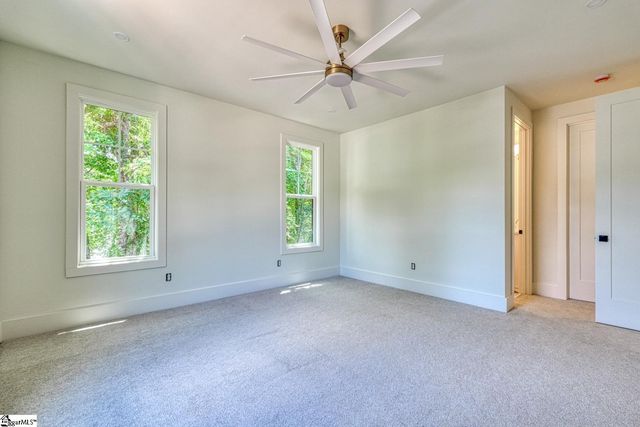 2040 Ivy Cottage Path, Boiling Springs, SC 29316
