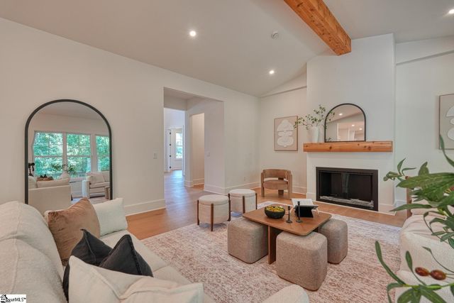 2040 Ivy Cottage Path, Boiling Springs, SC 29316
