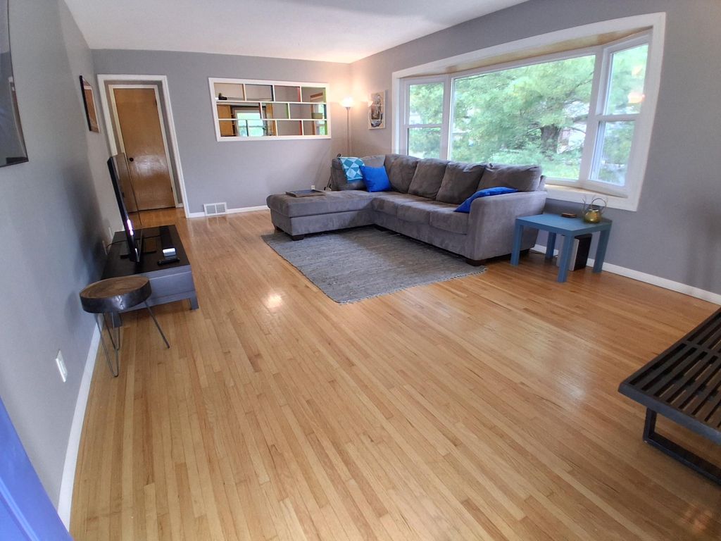2327 Laurel Avenue W, Minneapolis, MN 55405 — photo 5