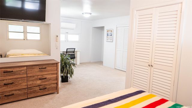 2208 Liliha Street B, Honolulu, HI 96817