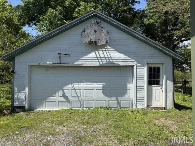 708 N main Street, Linden, IN 47955