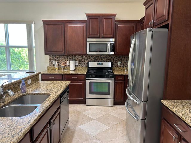 8361 NW 120th Way NW, Parkland, FL 33076