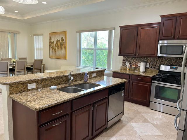 8361 NW 120th Way NW, Parkland, FL 33076