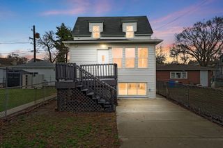 1245 Kenilworth Avenue, Berwyn, IL 60402