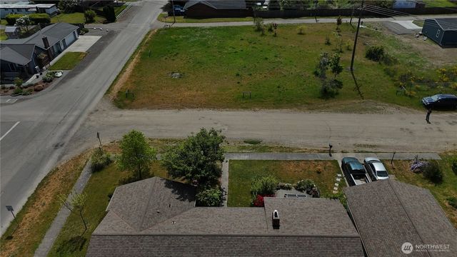 402 G W Maple Street, Sequim, WA 98382