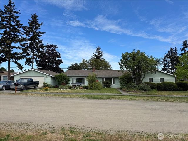 402 G W Maple Street, Sequim, WA 98382