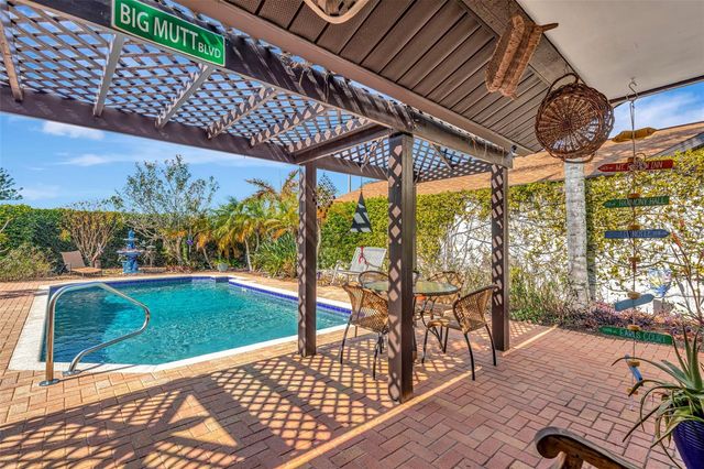 13528 AVISTA DRIVE, Tampa, FL 33624