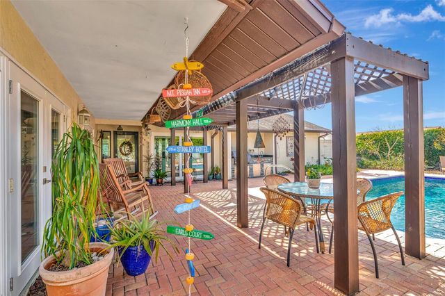 13528 AVISTA DRIVE, Tampa, FL 33624