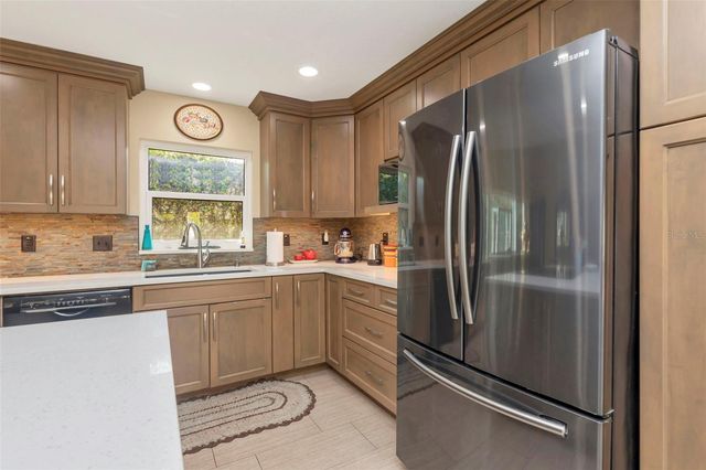 13528 AVISTA DRIVE, Tampa, FL 33624