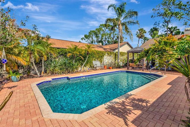 13528 AVISTA DRIVE, Tampa, FL 33624