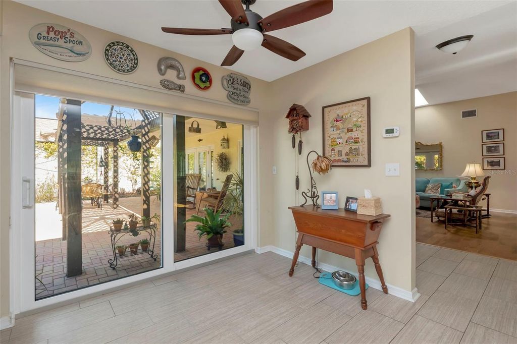 Image 22 of property listing at 13528 AVISTA DRIVE, Tampa, FL 33624