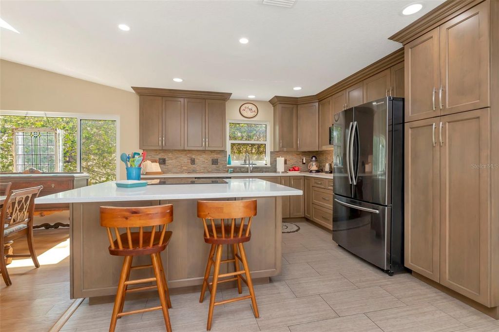 Image 23 of property listing at 13528 AVISTA DRIVE, Tampa, FL 33624