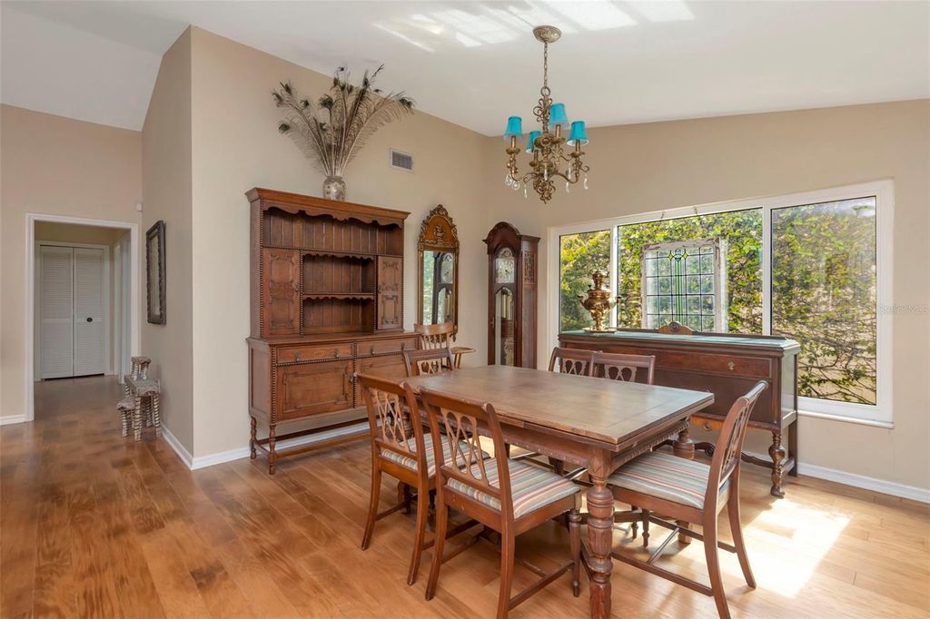 Image 29 of property listing at 13528 AVISTA DRIVE, Tampa, FL 33624