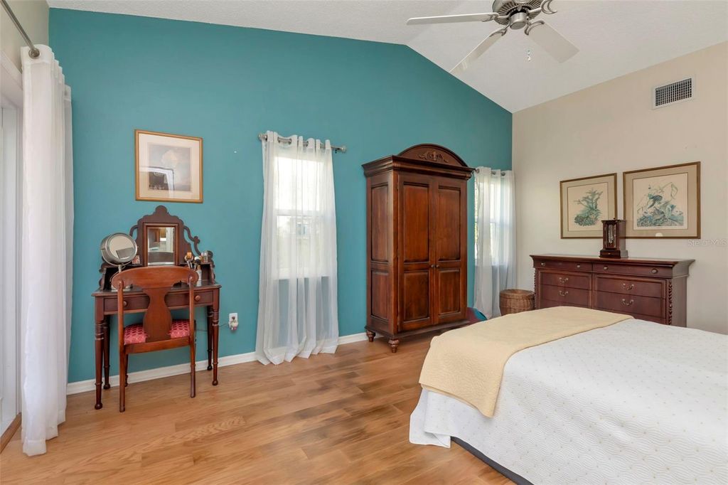 Image 36 of property listing at 13528 AVISTA DRIVE, Tampa, FL 33624