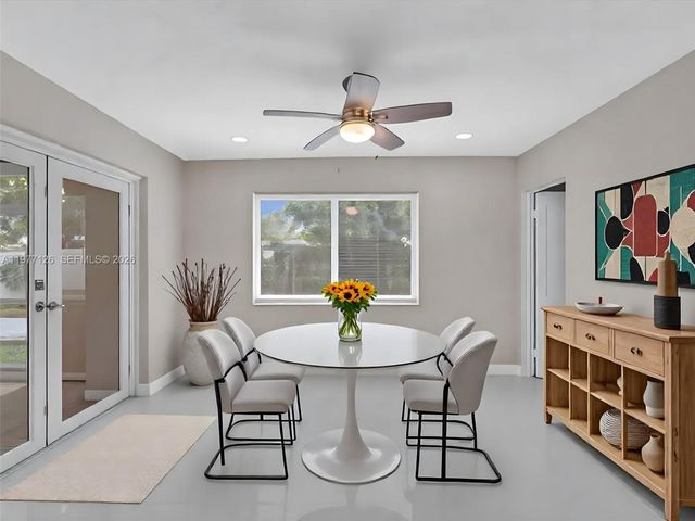 6800 Raleigh St, Hollywood, FL 33024