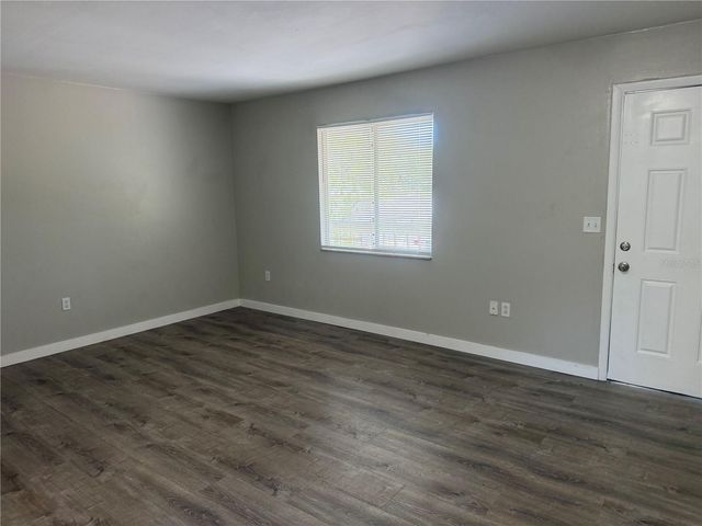 927 33RD AVENUE W, Bradenton, FL 34205