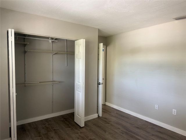 927 33RD AVENUE W, Bradenton, FL 34205