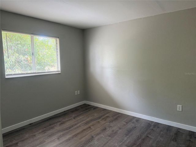 927 33RD AVENUE W, Bradenton, FL 34205
