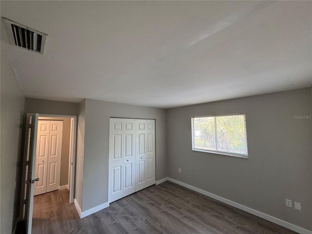 927 33RD AVENUE W, Bradenton, FL 34205