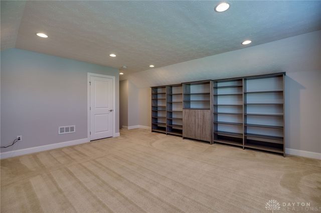 3720 Shiraz Court, Bellbrook, OH 45305