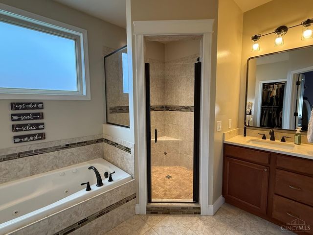 3892 Legendary Ridge Lane, Miami Twp, OH 45002