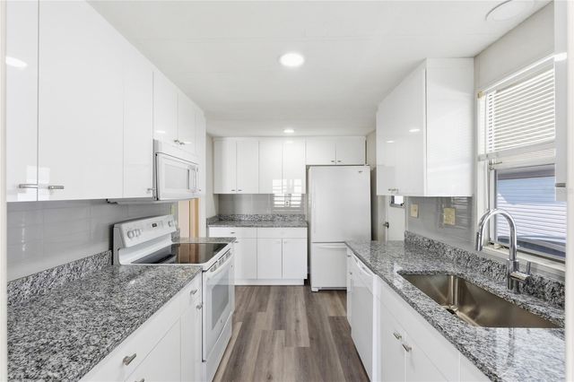 29250 US HIGHWAY 19 N 578, Clearwater, FL 33761