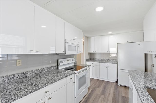 29250 US HIGHWAY 19 N 578, Clearwater, FL 33761