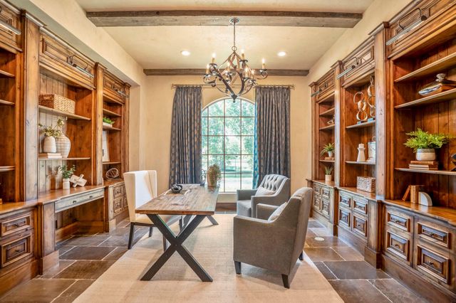 15 N Badger Lodge Circle, Spring, TX 77389