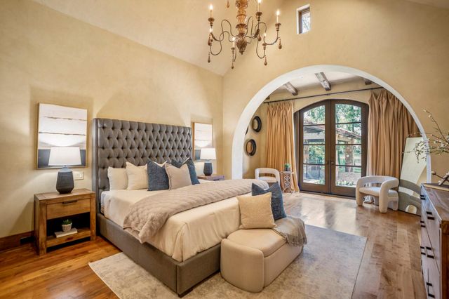 15 N Badger Lodge Circle, Spring, TX 77389