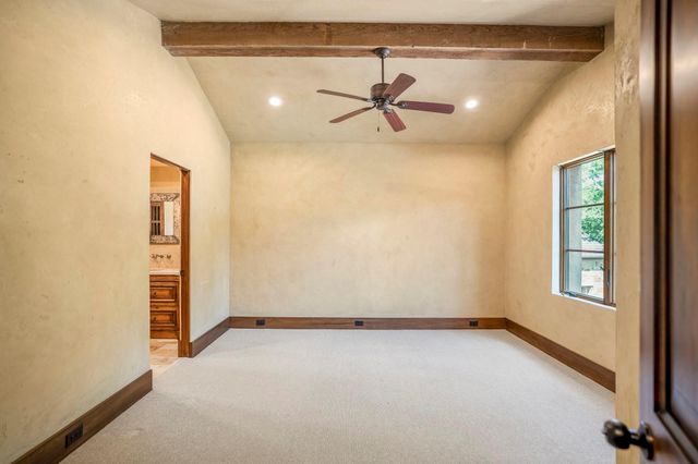 15 N Badger Lodge Circle, Spring, TX 77389