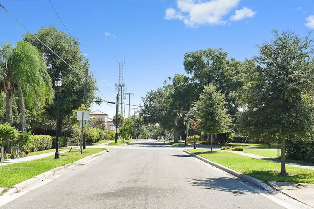 648 W SWOOPE AVENUE, Winter Park, FL 32789