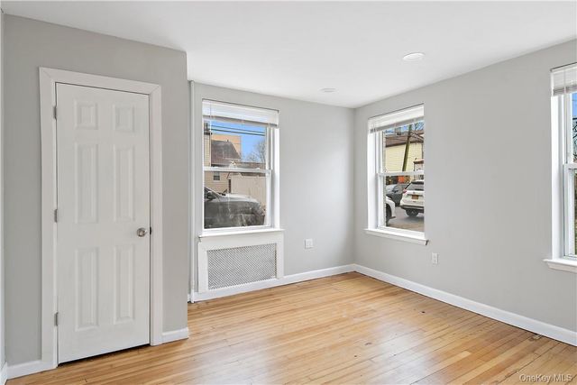 1225 Hollywood Avenue, Bronx, NY 10461