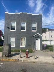 1225 Hollywood Avenue, Bronx, NY 10461