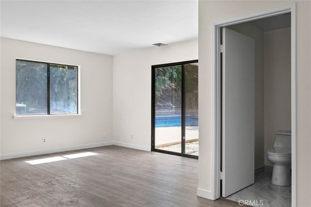 7049 Salisbury Road 2, West Hills, CA 91307