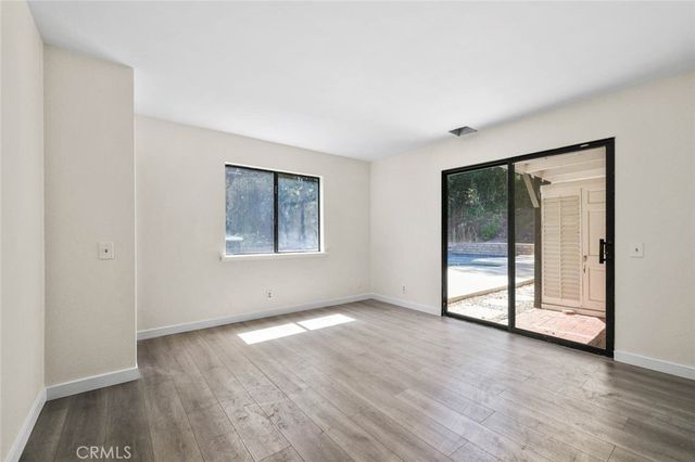 7049 Salisbury Road 2, West Hills, CA 91307