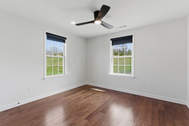 9337 Norwegian Red Dr, Nolensville, TN 37135