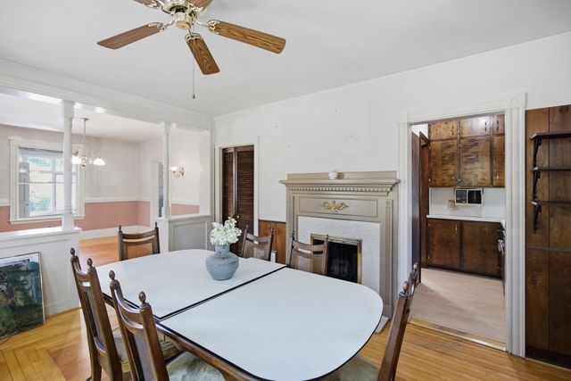 262 Essex St, Swampscott, MA 01907