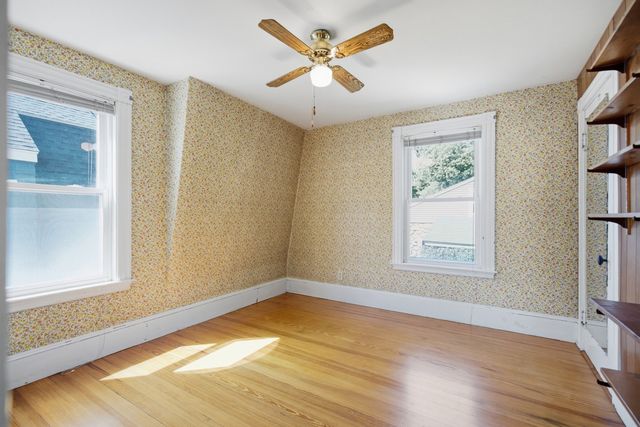 262 Essex St, Swampscott, MA 01907
